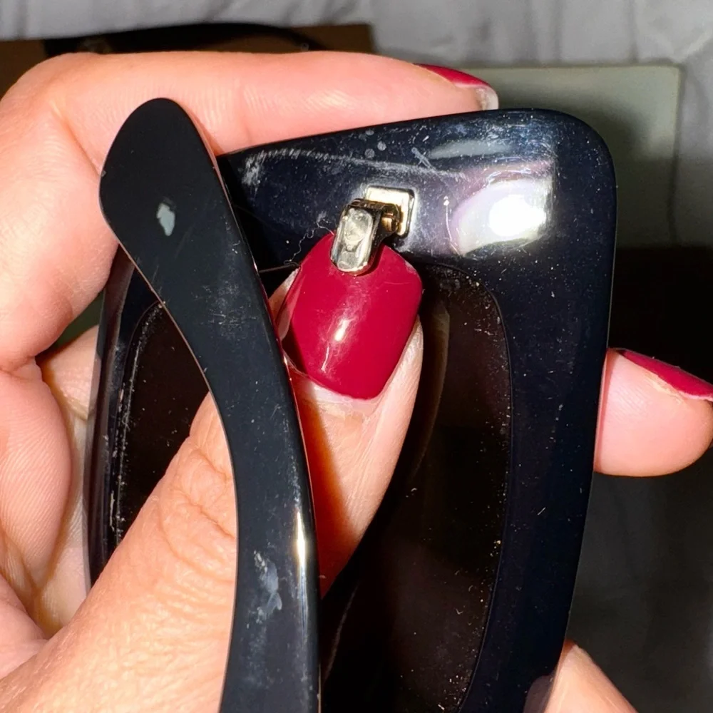 Burberry Black Cat-Eye Sunglasses with Brown Case